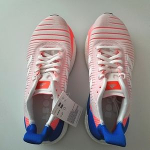 Adidas Solar Glide 19 W with Boost Midsoles